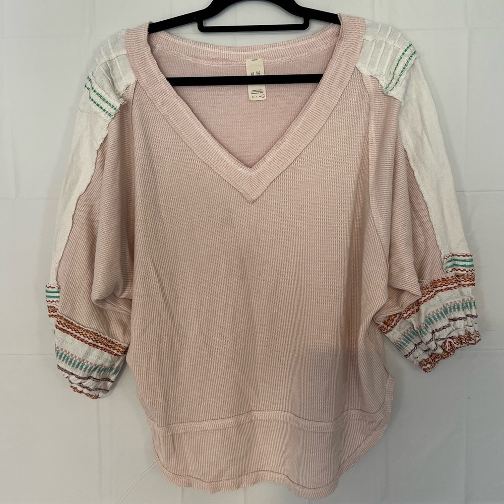 We The Free, Sweatshirt, Size Large!